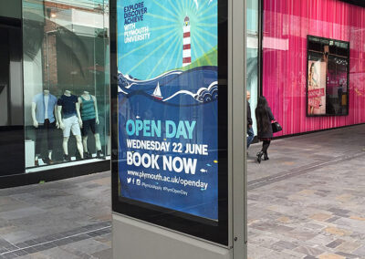 OOH Advertising - Outdoor Static Mupi Universal Lightbox