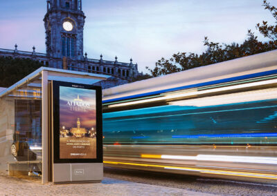 Bus Shelter - Mupi Porto Portugal